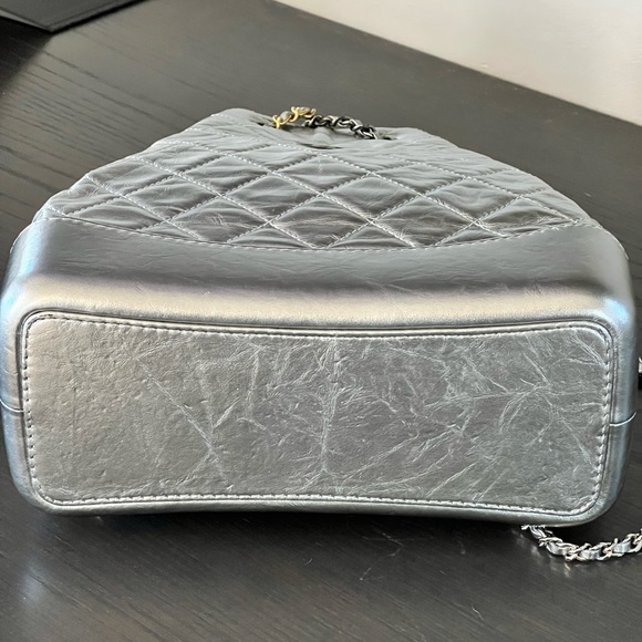 AUTHENTIC CHANEL GABRIELLE BACKPACK - Picture 5 of 8